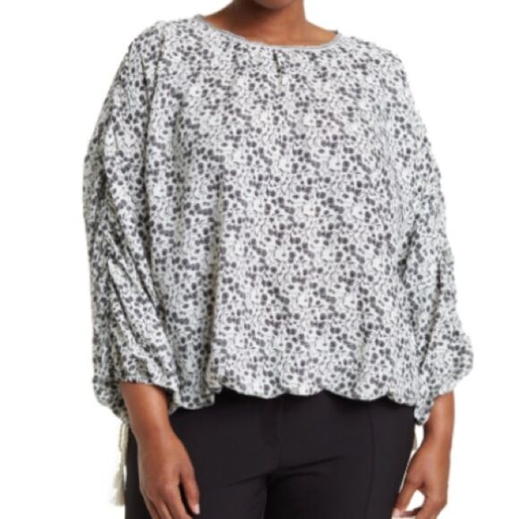 Max Studio Women Boho Chic Black White Oversized Floral Blouse w/ Puffy Sleeves - Picture 1 of 9